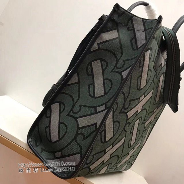 Burberry專櫃新款男包 巴寶莉TB專屬標識圖案提花手提包 男士托特包  db1234